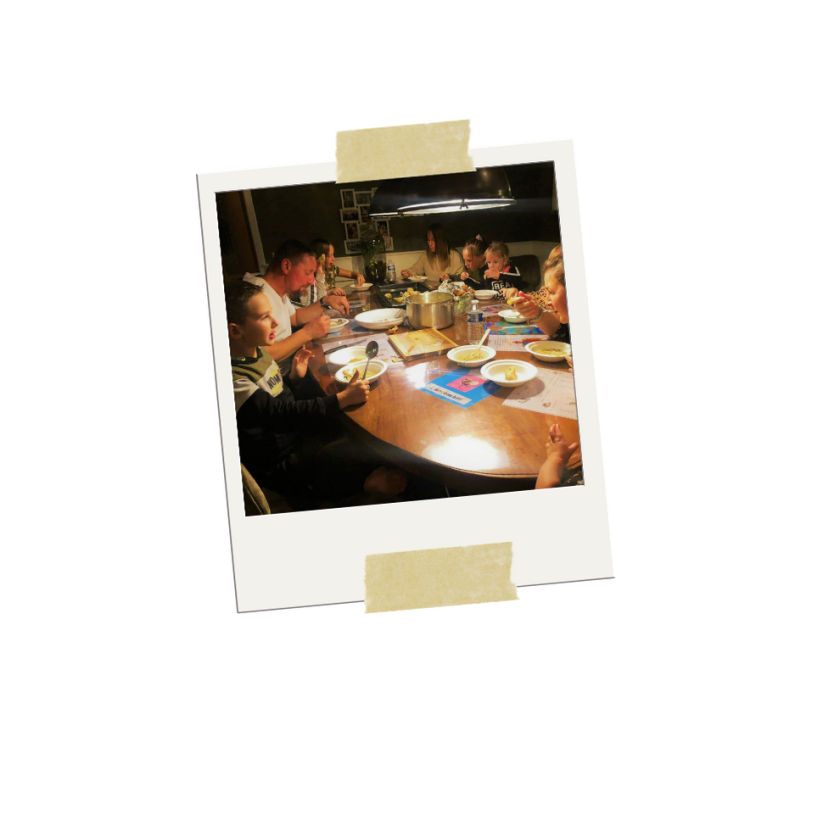 Aan tafel bij de Jelies Aan tafel bij de Jelies