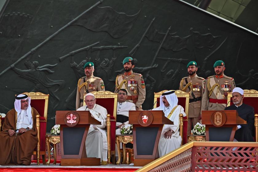 Pope Francis (2nd L) speaks during the closing ceremony for the Bahrain Forum for Dialogue alongside Bahrain's King Hamad bin Isa al-Khalifa (2nd R), the Granid Imam of al-Azhar mosque Sheikh Ahmed Al-Tayeb (R), and Bahrain's Crown Prince Salman bin Hamad al-Khalifa (L) at Sakhir Royal Palace, in the eponymous Bahraini city on November 4, 2022.  Marco BERTORELLO / AFP