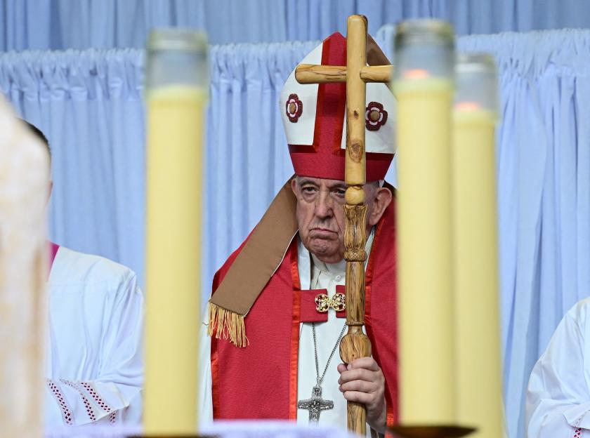Pope Francis celebrates an open-air mass at Commonwealth Stadium in Edmonton, Canada, on July 26, 2022. The Pope will be celebrating the feast of St. Anne, grandmother of Jesus, a day of particular reverence for Indigenous Catholics.
Vincenzo PINTO / AFP Pope Francis celebrates an open-air mass at Commonwealth Stadium in Edmonton, Canada, on July 26, 2022. The Pope will be celebrating the feast of St. Anne, grandmother of Jesus, a day of particular reverence for Indigenous Catholics.
Vincenzo PINTO / AFP