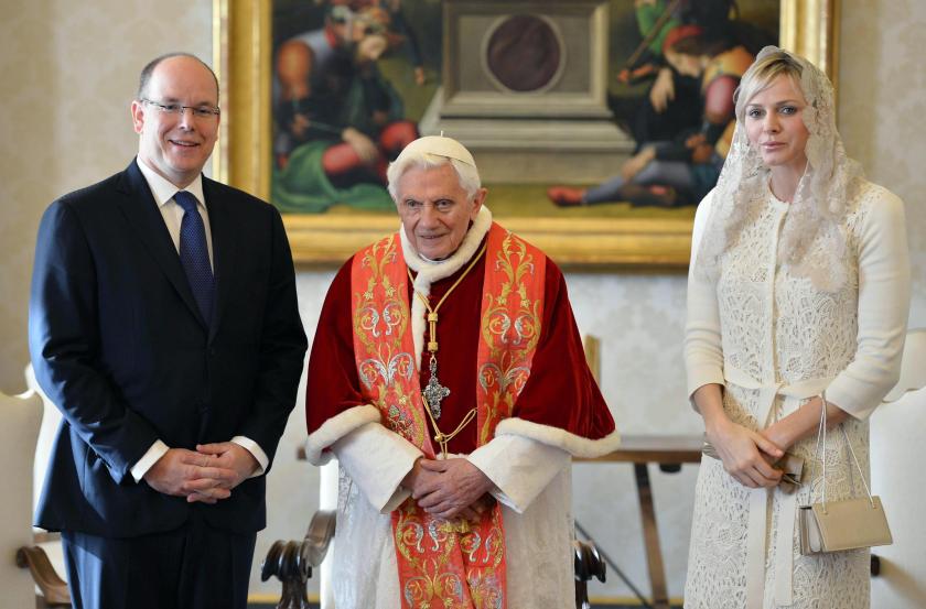 Prince Albert II of Monaco (L), his wife Princess Charlene (R) and Pope Benedict XVI pose during a private audience at the Vatican, 12 January 2013. Prince Albert II of Monaco (L), his wife Princess Charlene (R) and Pope Benedict XVI pose during a private audience at the Vatican, 12 January 2013. EPA/VINCENZO PINTO / POOL