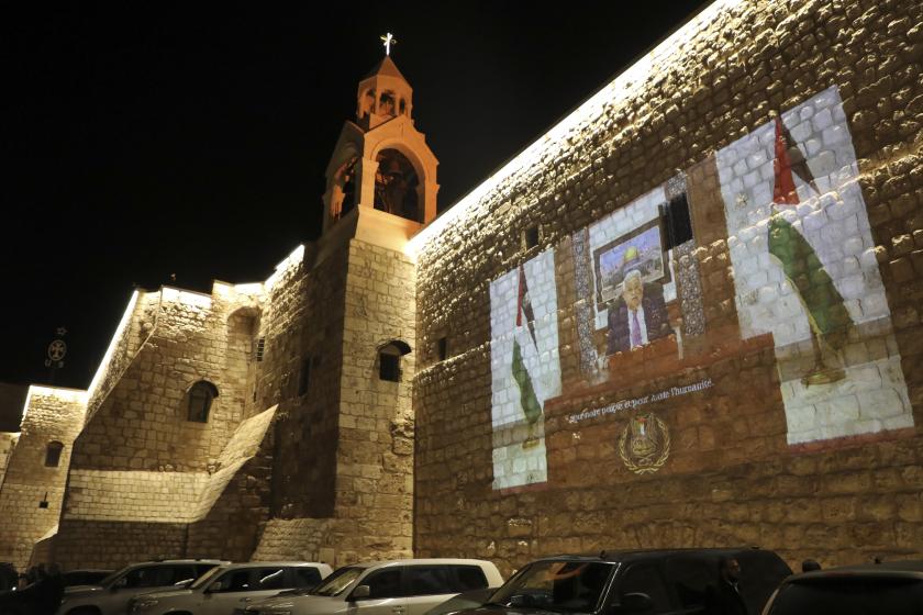 Projectie kerstspeech Abbas 2020 Bethlehem Geboortebasiliek