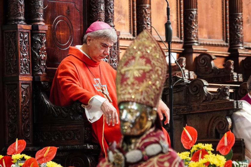The archbishop of Naples Domenico Battaglia holds a holy mass during the so-called liquefaction miracle, in the Chapel of the Treasury, in Naples, Italy, 19 September 2021. Faithful gather three times a year to witness the liquefaction of the otherwise coagulated blood believed to belong to the 3rd century saint San Gennaro (Saint Januarius). EPA/CESARE ABBATE The archbishop of Naples Domenico Battaglia holds a holy mass during the so-called liquefaction miracle, in the Chapel of the Treasury, in Naples, Italy, 19 September 2021. Faithful gather three times a year to witness the liquefaction of the otherwise coagulated blood believed to belong to the 3rd century saint San Gennaro (Saint Januarius). EPA/CESARE ABBATE
