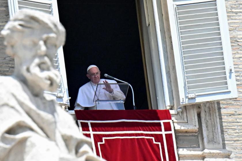 Pope Francis salutes the audience during his Angelus prayer from a window of The Apostolic Palace overlooking St. Peter's Square at The Vatican on June 26, 2022. Alberto PIZZOLI / AFP Pope Francis salutes the audience during his Angelus prayer from a window of The Apostolic Palace overlooking St. Peter's Square at The Vatican on June 26, 2022.