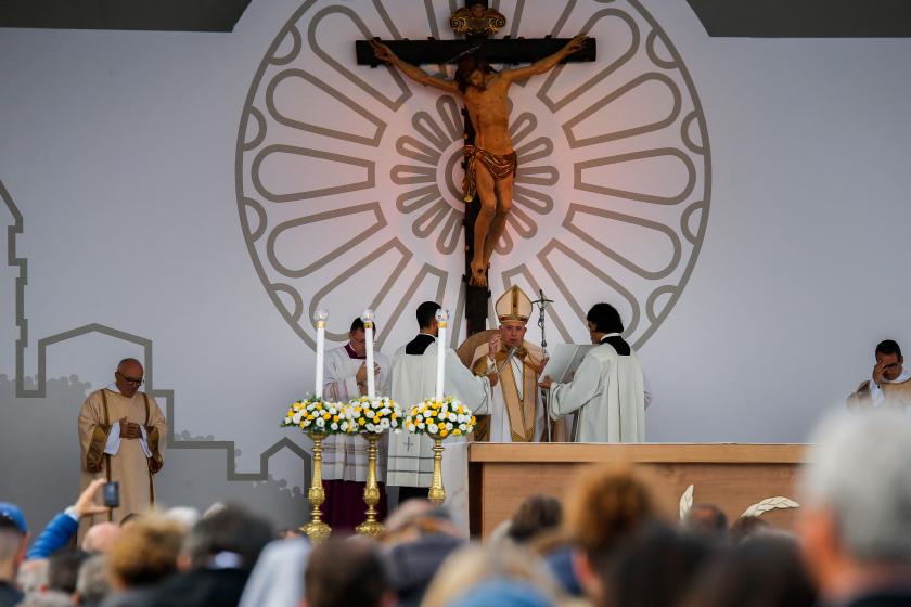 Pope Francis celebrates mass during the 27th National Eucharistic Congress on September 25, 2022 in Matera, southern Italy. Carlo Hermann / AFP Pope Francis celebrates mass during the 27th National Eucharistic Congress on September 25, 2022 in Matera, southern Italy. Carlo Hermann / AFP