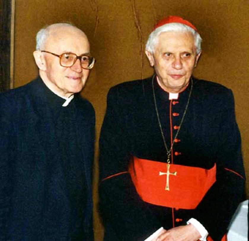An undated file photo shows the French reverend Albert Vanhoye (L) flanked by Cardinal Joshep Ratzinger. Pope Benedict XVI nominated Albert Vanhoye and 14 th other cardinals of his pontificate, 22 February 2006 in Rome. AFP PHOTO / HO HO / AFP An undated file photo shows the French reverend Albert Vanhoye (L) flanked by Cardinal Joshep Ratzinger. Pope Benedict XVI nominated Albert Vanhoye and 14 th other cardinals of his pontificate, 22 February 2006 in Rome.