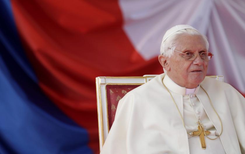 Archieffoto. Paus Benedictus tijdens zijn bezoek aan de Tsechische Republiek; 26-9-2009. B16 in praag