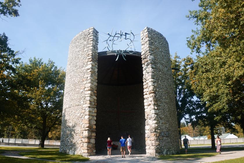 Kapel van de Doodsangst van Christus in KZ Dachau. rk kapel dachau