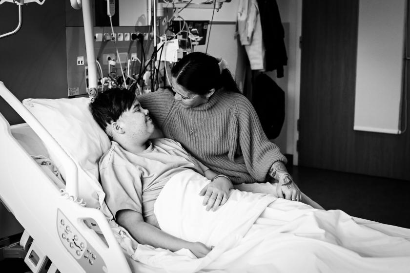 Angelique en Devano in het ziekenhuis