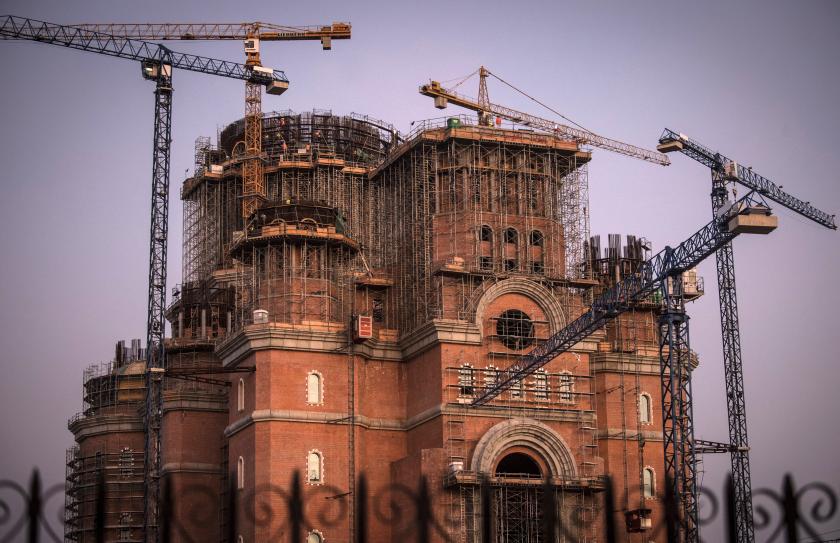 Picture taken on October 4, 2018 shows a general exterior view of the construction site of The Romanian People's Salvation Cathedral in Bucharest. Romania will inaugurate the massive new Orthodox cathedral on Sunday, November 25, 2018, amid criticism that public funding for the gargantuan project could be better used to pay for hospitals and schools in one of the EU's poorest members. Daniel MIHAILESCU / AFP