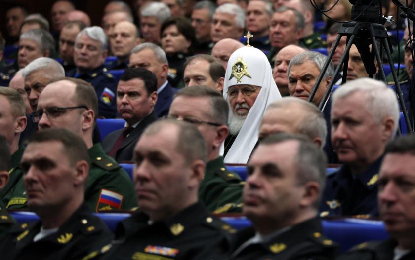 Patriarch Kirill neemt deel aan een militaire vergadering op het Russische ministerie van Defensie in Moskou op 21 december 2022. Patriarch Kirill neemt deel aan een militaire vergadering op het Russische ministerie van Defensie in Moskou op 21 december 2022.