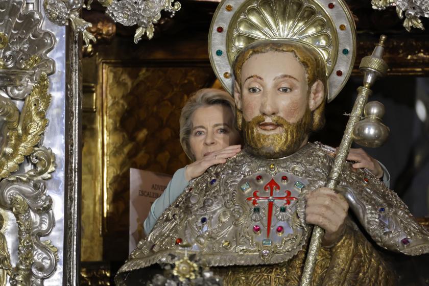 EU Commission President Ursula von der Leyen stands behind the Apostle Santiago's statue during a private visit to the Cathedral of Santiago de Compostela, in Santiago de Compostela, Spain, 01 June 2024. Von der Leyen is in Santiago de Compostela to take part in the People's Party (PP) campaign for the European Parliament elections that will be held from 06 to 09 June 2024. EPA/LAVANDEIRA JR. EU Commission President Ursula von der Leyen stands behind the Apostle Santiago's statue during a private visit to the Cathedral of Santiago de Compostela, in Santiago de Compostela, Spain, 01 June 2024. Von der Leyen is in Santiago de Compostela to take part in the People's Party (PP) campaign for the European Parliament elections that will be held from 06 to 09 June 2024. EPA/LAVANDEIRA JR.