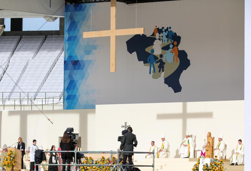 Pope Francis attends the holy mass and beatification of Anne of Jesus at Heysel Stadium in Brussels, Belgium, 29 September 2024. Anne of Jesus, born Anna de Lobera, is a nun of the Order of Carmelites, born on 25 November 1545 in Medina del Campo, Spain, and died on 04 March 1621 in Brussels. Pope Francis is in Brussels on a trip to 'the heart of Europe' to discuss the continent's role in the world. The pastoral visit to Brussels, focusing on the celebrations of the 600th anniversary of the Catholic University of Leuven in Belgium, will last until 29 September. EPA/OLIVIER MATTHYS Pope Francis attends the holy mass and beatification of Anne of Jesus at Heysel Stadium in Brussels, Belgium, 29 September 2024. Anne of Jesus, born Anna de Lobera, is a nun of the Order of Carmelites, born on 25 November 1545 in Medina del Campo, Spain, and died on 04 March 1621 in Brussels. Pope Francis is in Brussels on a trip to 'the heart of Europe' to discuss the continent's role in the world. The pastoral visit to Brussels, focusing on the celebrations of the 600th anniversary of the Catholic Univers