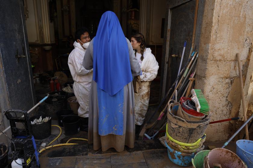 Volunteers and a nun clean the San Jordi's church of Paiporta, Valencia, Spain, 10 November 2024. An influx of emergency workers, volunteers and materials arrived to advance recovery efforts in areas affected by the flood that devastated Valencia and neighboring provinces after the DANA (high-altitude isolated depression) weather phenomenon hit the east of the country on 29 October, causing at least 219 fatalities. Volunteers and a nun clean the San Jordi's church of Paiporta, Valencia, Spain, 10 November 2024. An influx of emergency workers, volunteers and materials arrived to advance recovery efforts in areas affected by the flood that devastated Valencia and neighboring provinces after the DANA (high-altitude isolated depression) weather phenomenon hit the east of the country on 29 October, causing at least 219 fatalities.