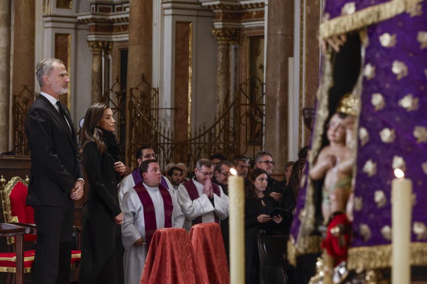 Spain's King Felipe VI (L) and Queen Letizia (2-L) attend the funeral for the victims of the DANA (high-altitude isolated depression) weather phenomenon, at Valencia Cathedral, in Valencia, Spain, 09 December 2024. Floods triggered by the DANA hit the east of the country on 29 October 2024, devastating Valencia and neighboring provinces and leaving at least 229 people dead. EPA/KAI FORSTERLING Spain's King Felipe VI (L) and Queen Letizia (2-L) attend the funeral for the victims of the DANA (high-altitude isolated depression) weather phenomenon, at Valencia Cathedral, in Valencia, Spain, 09 December 2024. Floods triggered by the DANA hit the east of the country on 29 October 2024, devastating Valencia and neighboring provinces and leaving at least 229 people dead. EPA/KAI FORSTERLING