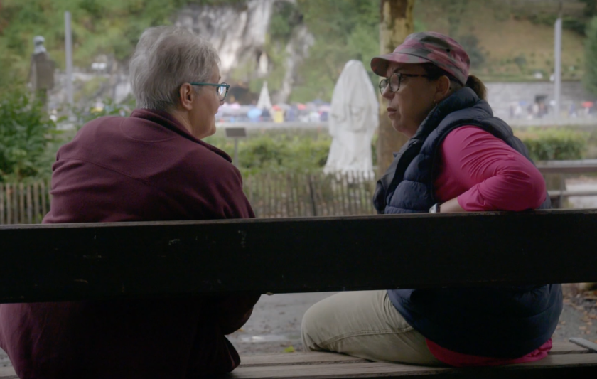 Cristien in gesprek met Francis van Broekhuizen in Lourdes