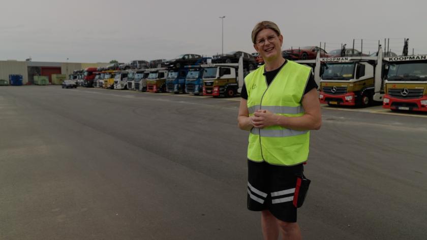 Julia vrachtwagenchauffeur