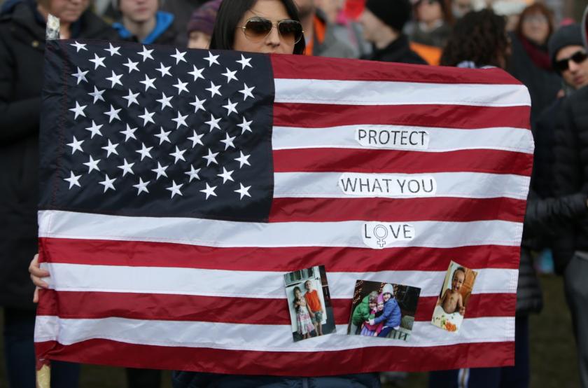 Waarom millennials niet zitten te wachten op nieuws over Trump en Rusland Waarom millennials niet zitten te wachten op nieuws over Trump en Rusland