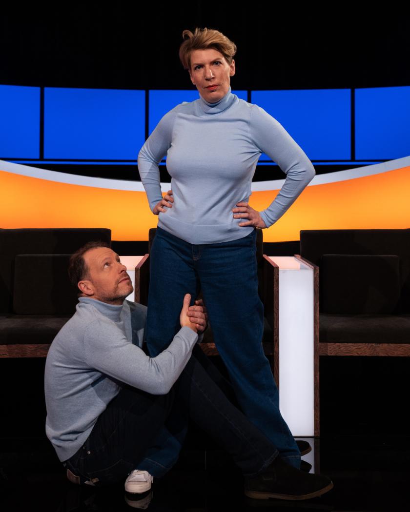 Herman en Paulien in De slimste mens - awkward family shoot