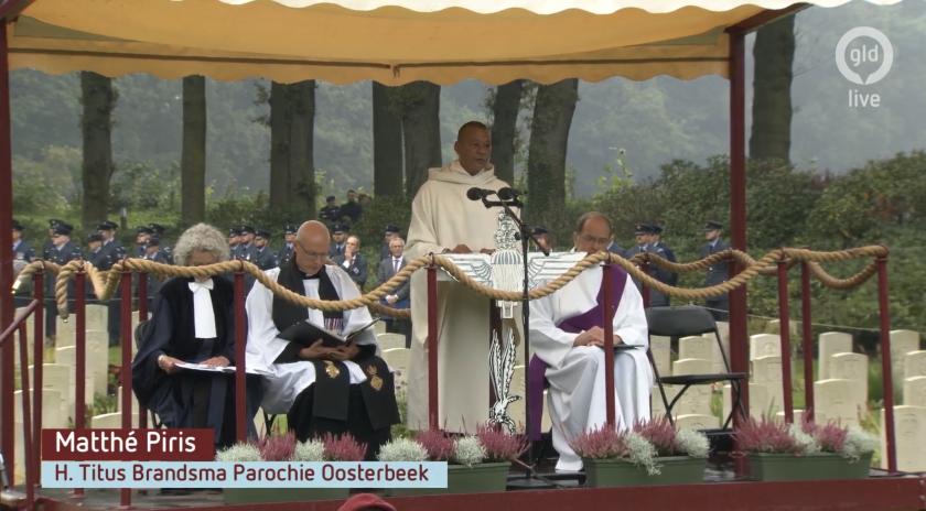 Herdenkingsdienst Oosterbeek Herdenkingsdienst Oosterbeek