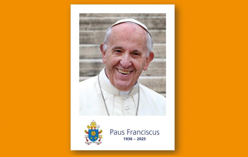 110.000 Nederlandse bidprentjes van paus Franciscus besteld 110.000 Nederlandse bidprentjes van paus Franciscus besteld
