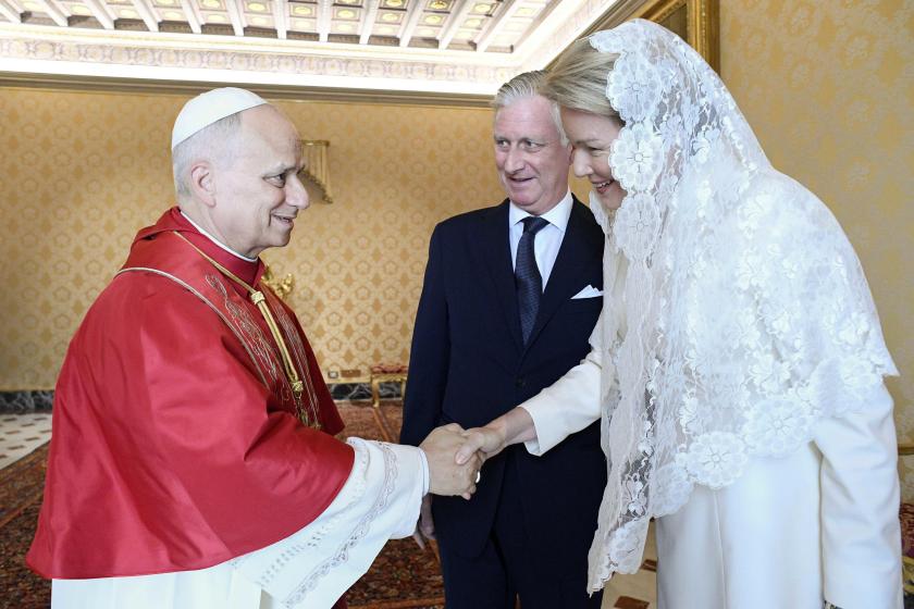 A handout picture provided by the Vatican Media shows Pope Leo XIV (L) during a private audience with King Philippe (C) and Queen Mathilde (R) of Belgium in the Vatican City, 27 October 2025. EPA/VATICAN MEDIA