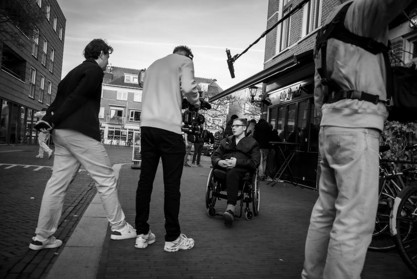 Job tijdens de opnames van Uitvaart van je leven