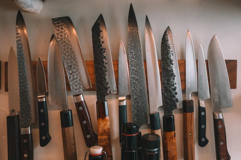 Messen in de keuken van Alain Caron 