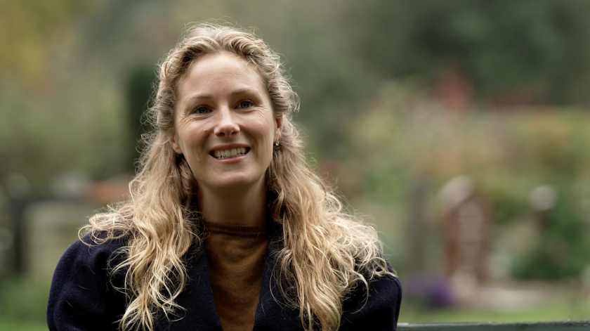 Uitvaartonderneemster Susanne Duijvenstein