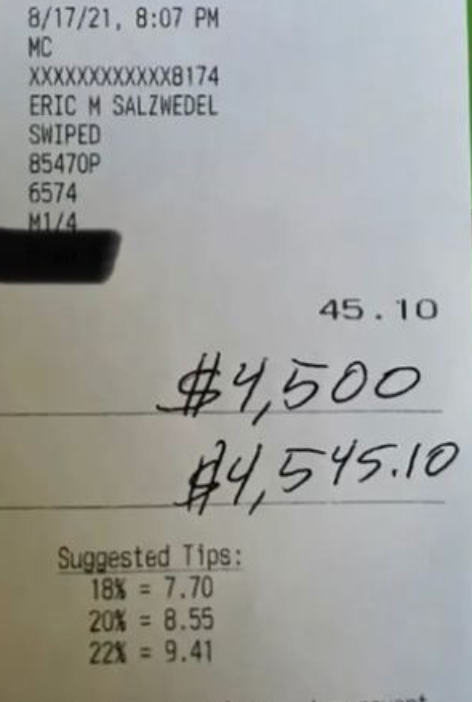 De fooi van $4500 De fooi van $4500