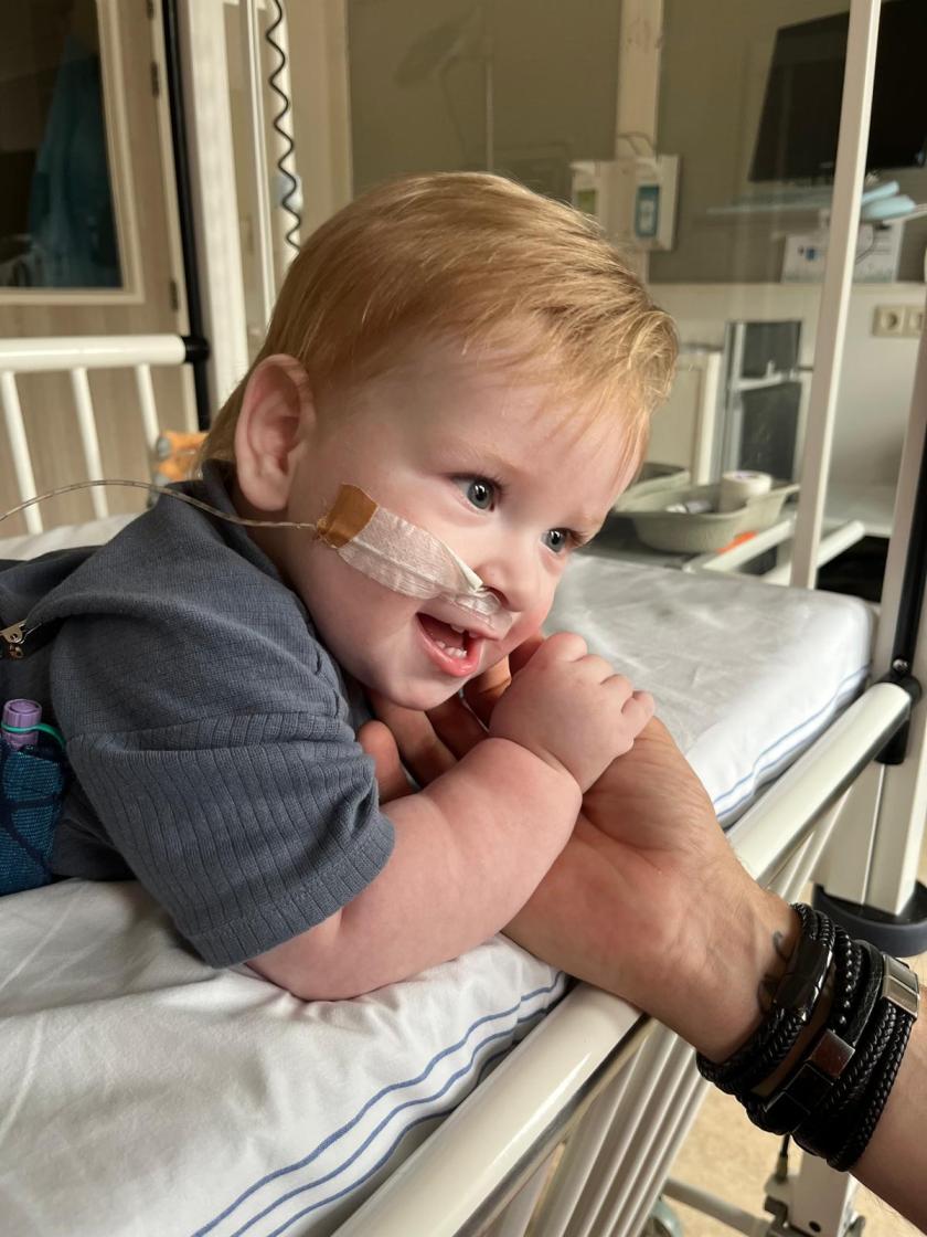 Dani een paar dagen voor de operatie - Joris' kerstboom 