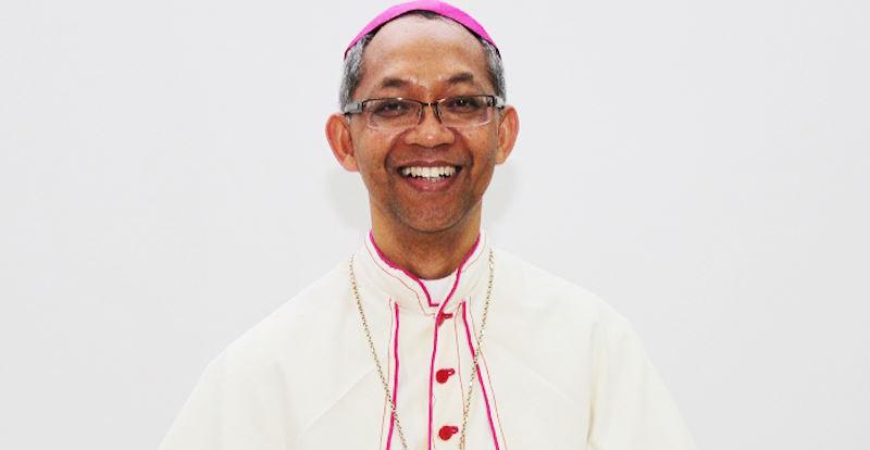 Mgr. Paskalis Bruno Syukur OFM Mgr. Paskalis Bruno Syukur OFM