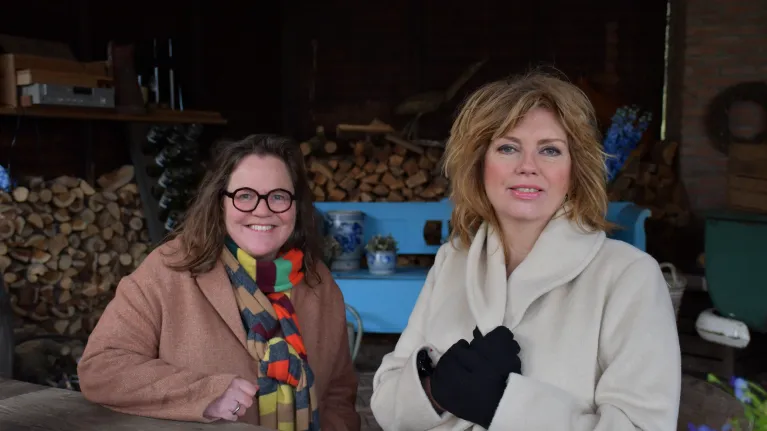 KRO-NCRV's De verwondering Annemiek Schrijver en Anjet van Linge