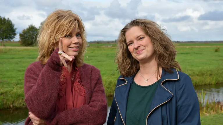 KRO-NCRV's De verwondering met Annemiek Schrijvers en Elke Wiss