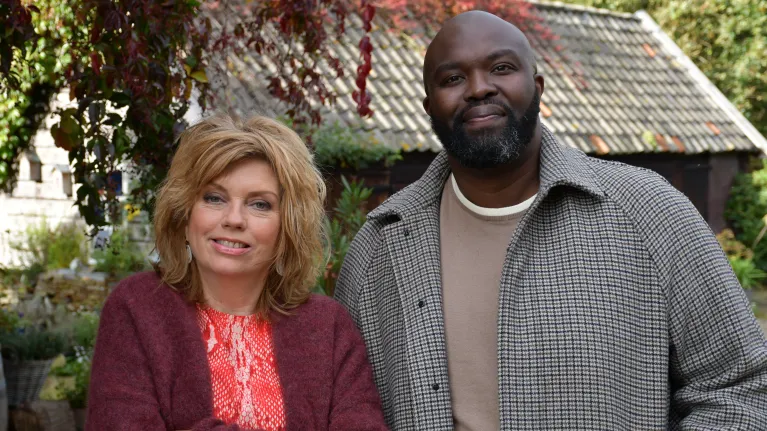 KRO-NCRV's De verwondering met Annemiek Schrijver en Onias Landveld