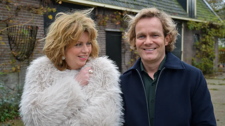 KRO-NCRV's De verwondering met Annemiek Schrijver en Ardin Mourik