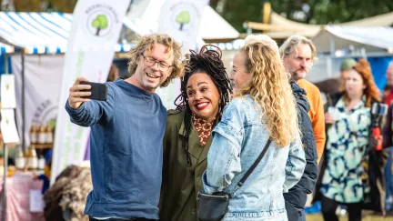 BinnensteBuiten Festival Sharon