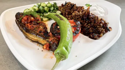 Midden-Oosterse mujadara met aubergine