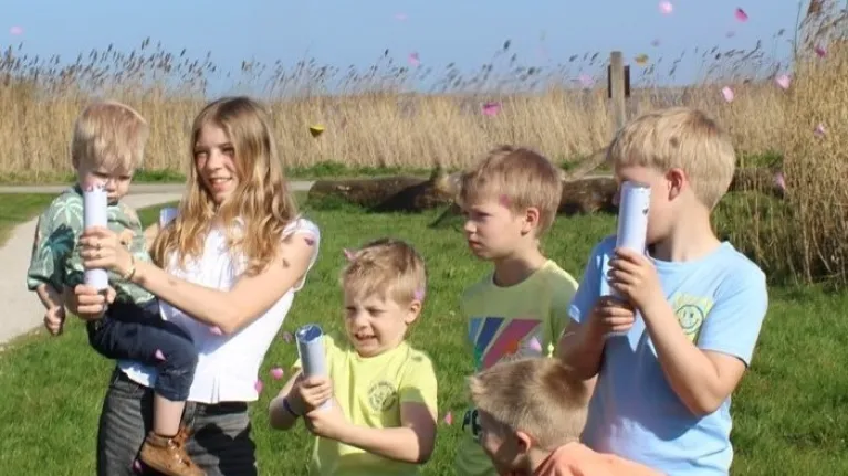 Gender reveal familie Blom