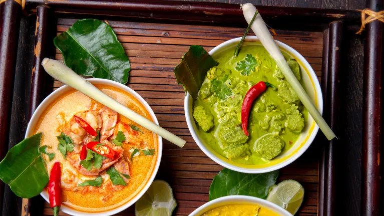 groene gele en rode curry recept binnenstebuiten