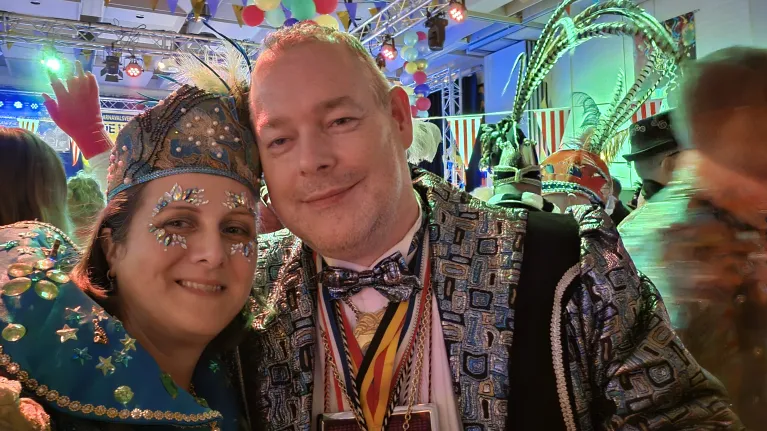Marc en Silvia vieren carnaval - Carnavalshart 