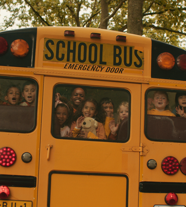 Kabam! - aflevering 10 - in de schoolbus