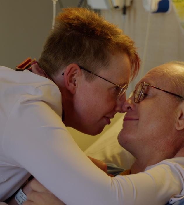 KRO-NCRV Kruispunt - Haar man wordt een vrouw