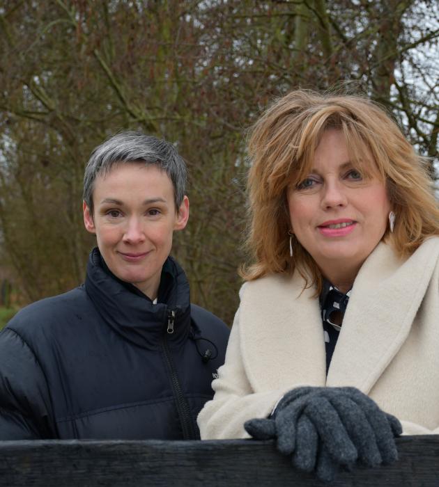 KRO-NCRV's De verwondering met Annemiek Schrijver en Anne van Veen