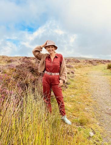 Yvon Jaspers langs een boerenweggetje