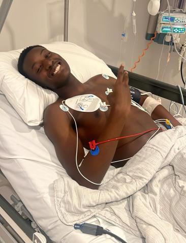 Mattheus kort na operatie - Joris' kerstboom