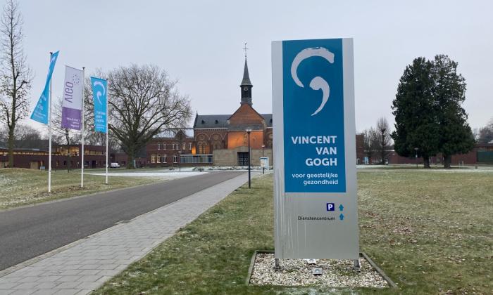 Kliniek Van Gogh Breed_1.jpg