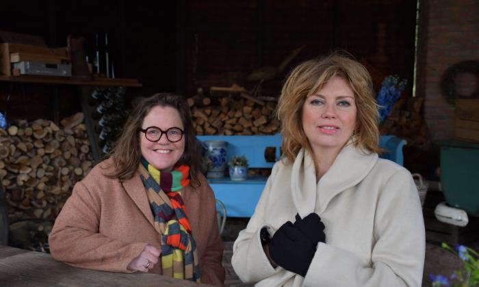 KRO-NCRV's De verwondering Annemiek Schrijver en Anjet van Linge