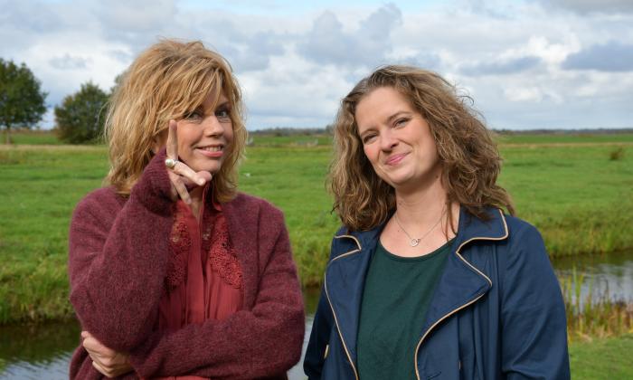 KRO-NCRV's De verwondering met Annemiek Schrijvers en Elke Wiss