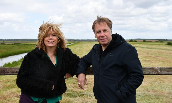 KRO-NCRV's De verwondering met Annemiek Schrijver en Ingmar Heytze