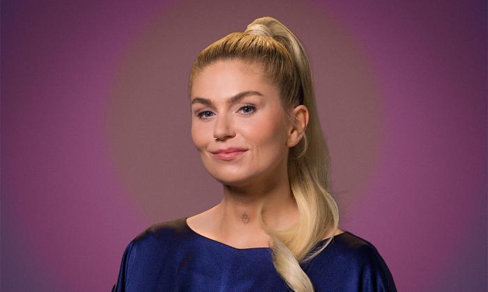 KRO-NCRV The Passion - Roxeanne Hazes - Maria ©Sander Mulkens